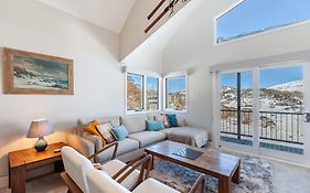 The Stables Resort Perisher - Open All Year